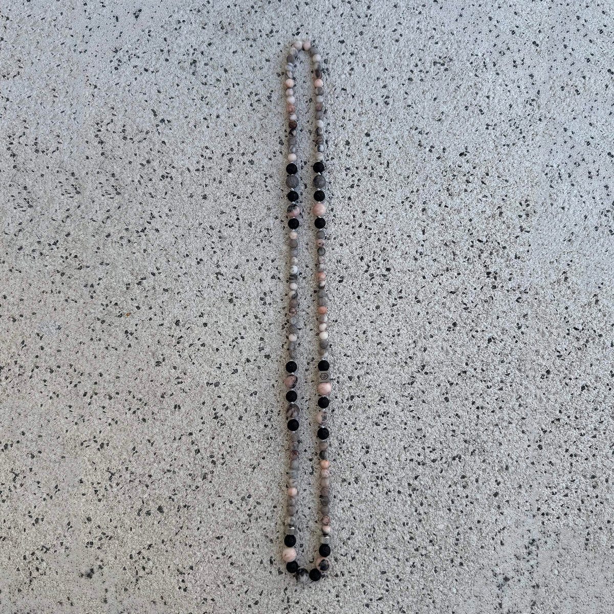 Rose Black Necklace